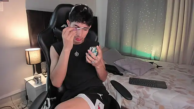 NovaaWheler online show from 09/18/25, 09:28