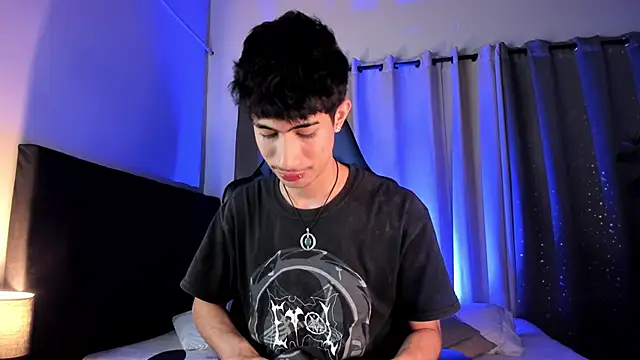 NovaaWheler online show from 10/01/25, 07:42