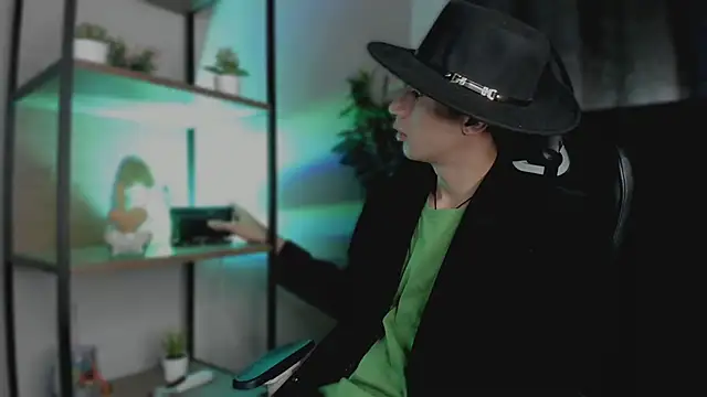 NovaaWheler online show from 03/17/26, 10:29