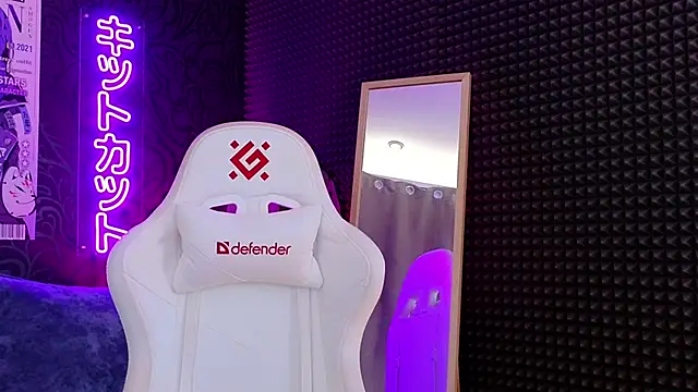 roxy riot  online show from 03/22/25, 05:28