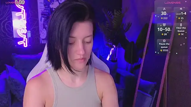 roxy riot  online show from 03/31/26, 01:51