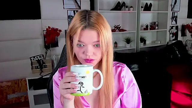 AdeleCartier online show from 02/26/25, 02:37