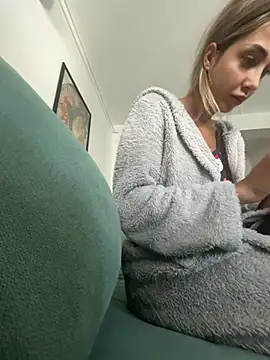 BonyBon29 online show from 04/08/26, 08:25