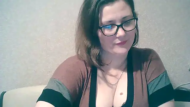 Snapshot of MerryLaCherry chatting on 02/05/25, 01:37 MerryLaCherry online show from 02/05/25, 01:37