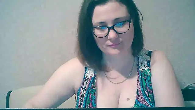 Snapshot of MerryLaCherry chatting on 02/26/25, 01:00 MerryLaCherry online show from 02/26/25, 01:00
