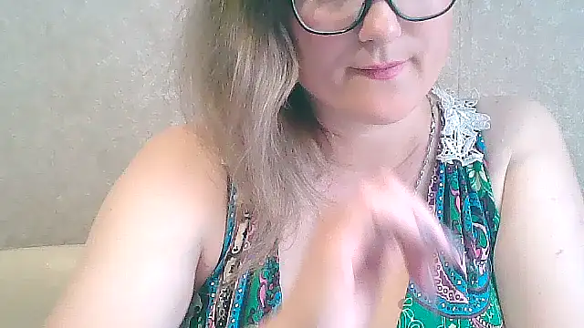 Snapshot of MerryLaCherry chatting on 06/12/26, 11:31 MerryLaCherry online show from 06/12/26, 11:31