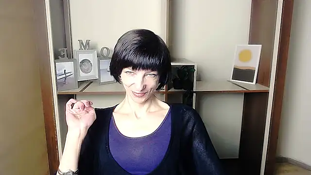  AngeliaFlow  online show from 09/19/25, 06:15