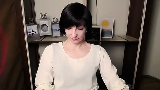  AngeliaFlow  online show from 01/18/26, 01:26