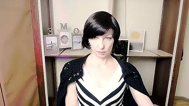  AngeliaFlow  online show from 02/12/26, 09:04