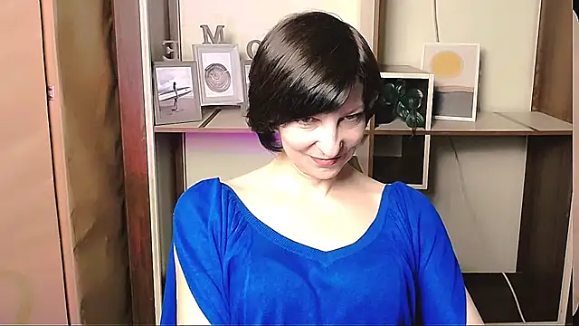 Snapshot of _AngeliaFlow_ chatting on 04/29/26, 08:51 AngeliaFlow online show from 04/29/26, 08:51