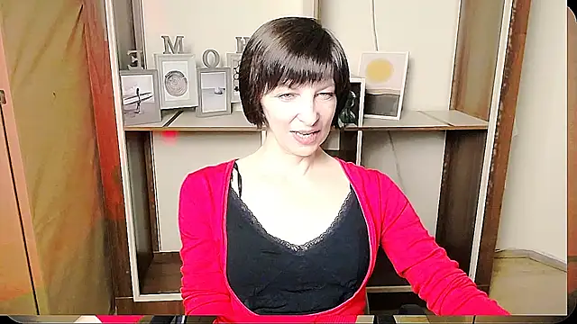 Snapshot of _AngeliaFlow_ chatting on 06/10/26, 08:13 AngeliaFlow online show from 06/10/26, 08:13