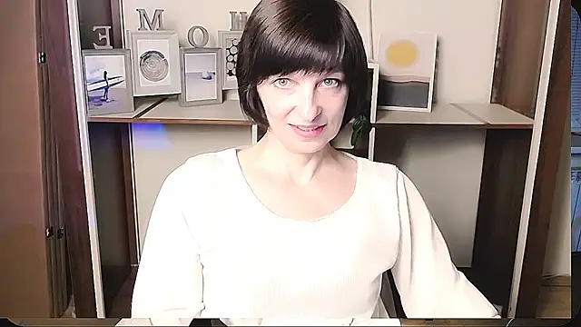 Snapshot of _AngeliaFlow_ chatting on 06/22/26, 09:06 AngeliaFlow online show from 06/22/26, 09:06