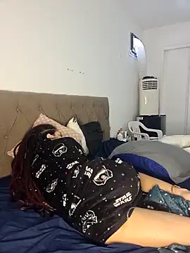 Snapshot of nickelfie chatting on 02/25/25, 10:58 nickelfie online show from 02/25/25, 10:58