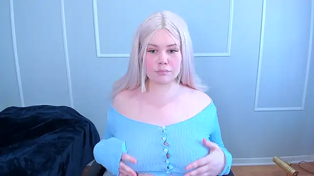  leana  online show from 02/18/26, 06:26