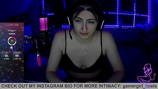 Snapshot of Gamergirl-Linela chatting on 09/11/25, 06:19 Gamergirl-Linela online show from 09/11/25, 06:19