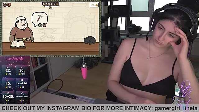 Snapshot of Gamergirl-Linela chatting on 09/24/25, 03:04 Gamergirl-Linela online show from 09/24/25, 03:04