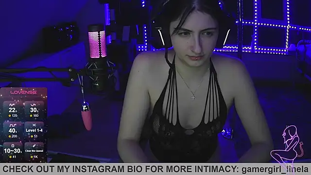 Snapshot of Gamergirl-Linela chatting on 10/09/25, 03:37 Gamergirl-Linela online show from 10/09/25, 03:37