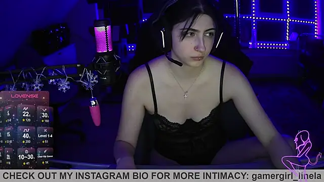 Snapshot of Gamergirl-Linela chatting on 12/04/25, 04:11 Gamergirl-Linela online show from 12/04/25, 04:11