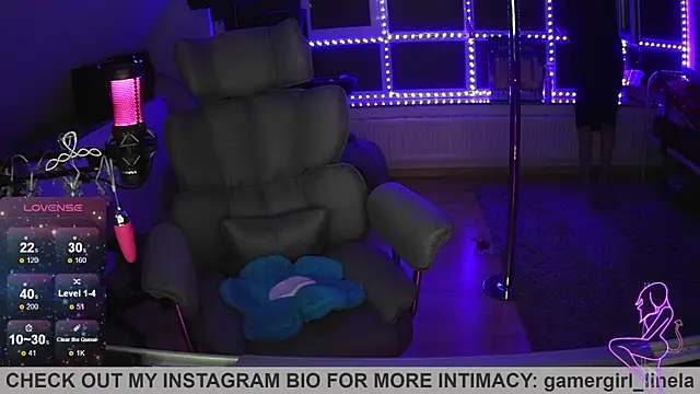 Snapshot of Gamergirl-Linela chatting on 12/13/25, 09:53 Gamergirl-Linela online show from 12/13/25, 09:53