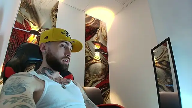 Luke davis01 online show from 01/06/26, 01:15