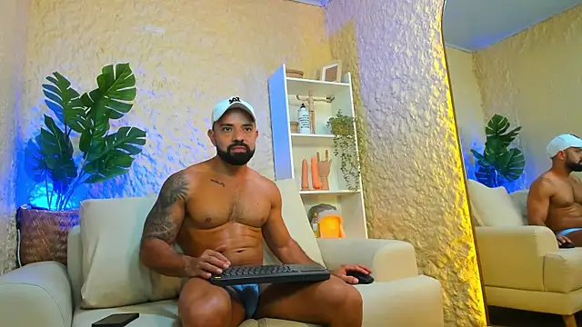 Snapshot of Maofenix chatting on 02/19/25, 09:14 Maofenix online show from 02/19/25, 09:14