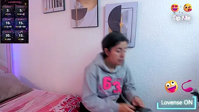 Snapshot of Saori_Sann_ chatting on 03/05/25, 12:33 Saori Sann online show from 03/05/25, 12:33