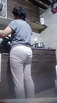 Snapshot of Saori_Sann_ chatting on 03/06/25, 10:09 Saori Sann online show from 03/06/25, 10:09