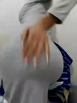 Snapshot of Nihal-68 chatting on 03/08/25, 08:14 Nihal-68 online show from 03/08/25, 08:14