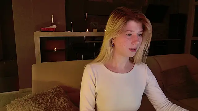 Bella amory online show from 02/11/25, 08:42