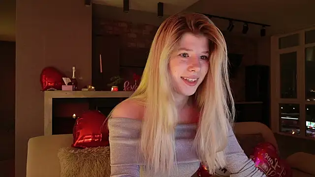 Bella amory online show from 02/15/25, 05:28