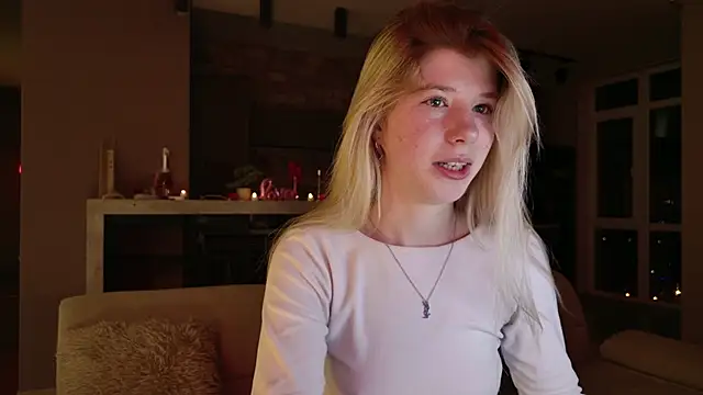 Bella amory online show from 02/25/25, 03:09