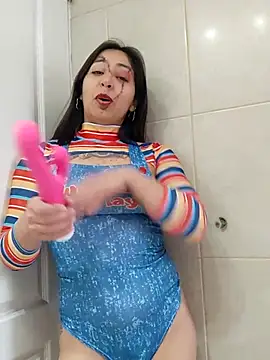 MaiPandora online show from 10/31/25, 10:00