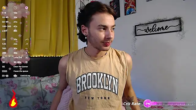 Snapshot of kyle_clint07 chatting on 07/29/26, 04:32 kyle clint07 online show from 07/29/26, 04:32