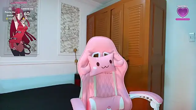 Snapshot of Danella_houston chatting on 11/21/25, 11:03 Danella houston online show from 11/21/25, 11:03