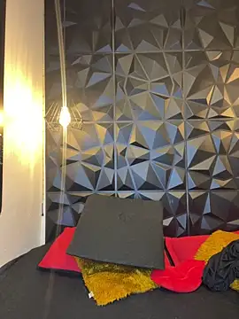 Snapshot of MiaCurly3 chatting on 03/01/26, 11:40 MiaCurly3 online show from 03/01/26, 11:40