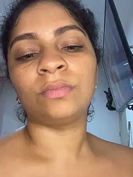 Snapshot of Tana_latin chatting on 02/25/25, 03:20 Tana latin online show from 02/25/25, 03:20