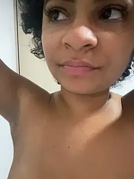 Snapshot of Tana_latin chatting on 09/11/25, 02:00 Tana latin online show from 09/11/25, 02:00