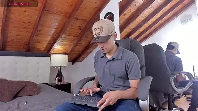 Sebastian Berne online show from 02/06/25, 08:34