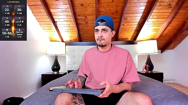 Sebastian Berne online show from 10/27/25, 06:56