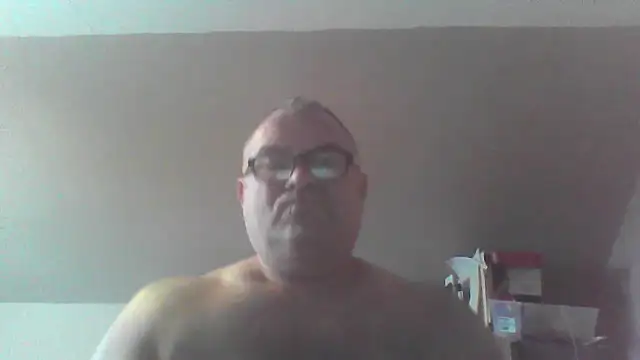 Snapshot of mkestr69 chatting on 12/15/25, 09:30 mkestr69 online show from 12/15/25, 09:30