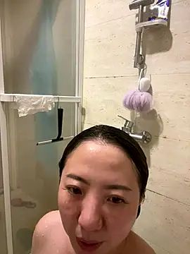 Snapshot of Hannababy_ chatting on 11/06/25, 02:51 Hannababy online show from 11/06/25, 02:51