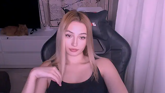 beauty blonde online show from 11/26/25, 02:34