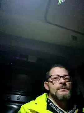 Snapshot of Gncastc23 chatting on 11/30/25, 10:58 Gncastc23 online show from 11/30/25, 10:58