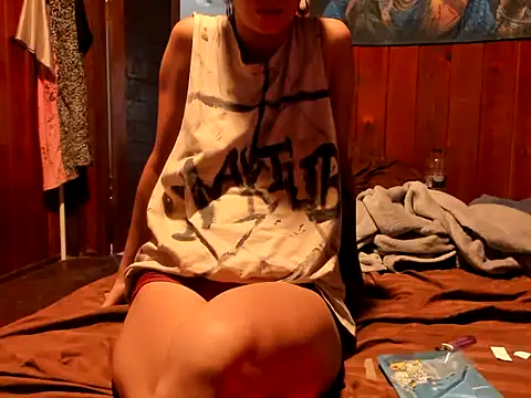 Snapshot of katia_voodoo13 chatting on 10/23/25, 09:30 katia voodoo13 online show from 10/23/25, 09:30