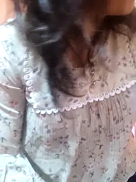 Your cutiepie  online show from 02/17/25, 10:51