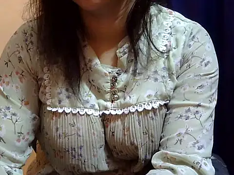 Your cutiepie  online show from 02/18/25, 09:32