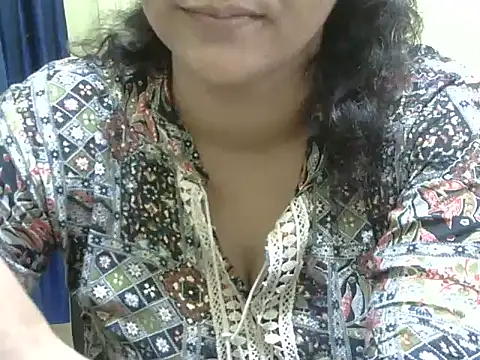 Your cutiepie  online show from 10/31/25, 08:26