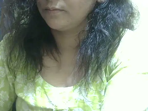 Your cutiepie  online show from 12/15/25, 06:01