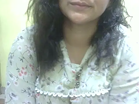 Your cutiepie  online show from 02/05/26, 06:23