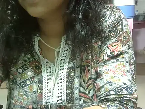 Your cutiepie  online show from 05/05/26, 05:54